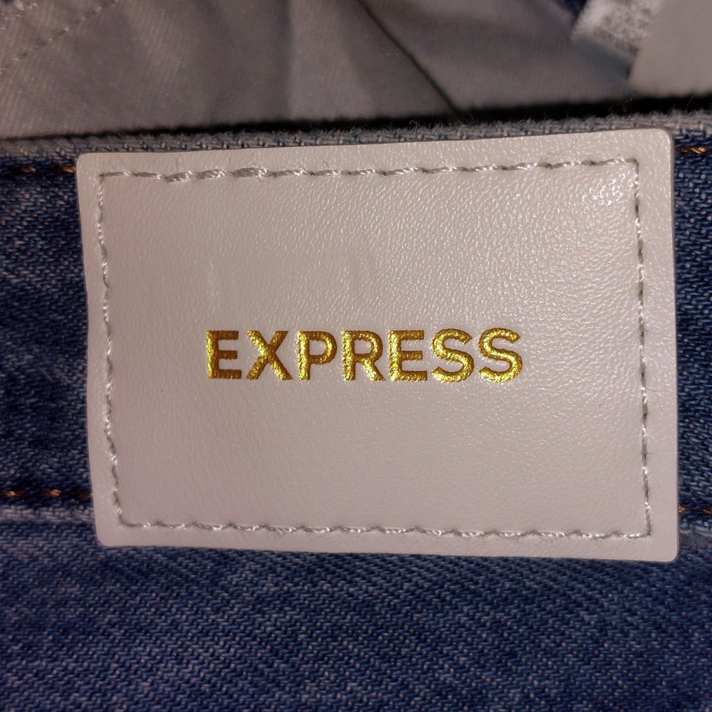 NWT Express Women's 90s Ankle Boot Mid Rise 11" Jeans Medium Wash Size 6R - Picture 12 of 13